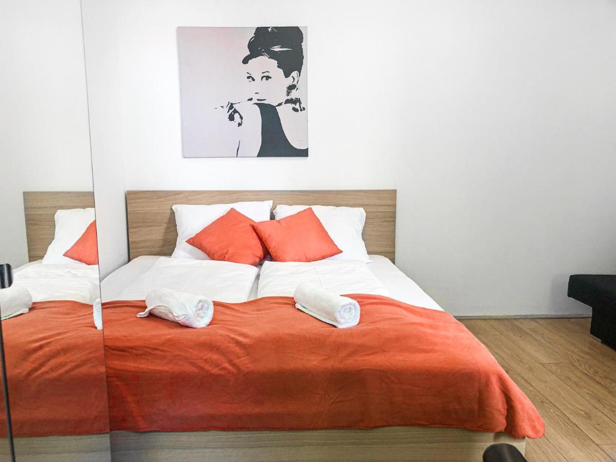 Delightful 2Br Shared Apartment - Ideal For Longstays Wien Ngoại thất bức ảnh